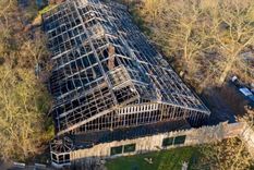 El recinto de los monos del zoológico de Krefeld quedó completamente calcinado.