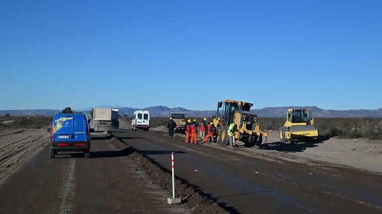 Las obras apuntan a reconstruir los más de 100 kilómetros de la Ruta 143 que unen San Rafael con San Carlos.
