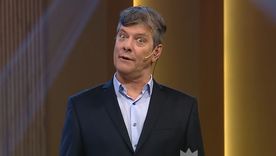 Mario Pergolini conduce Otro día perdido por Eltrece. Mario Pergolini conduce Otro día perdido por Eltrece.