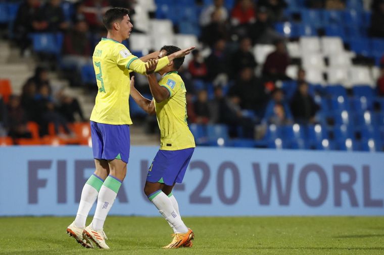 Brasil mostró su verdadera cara y goleó a Dominicana en Mendoza Foto: EFE