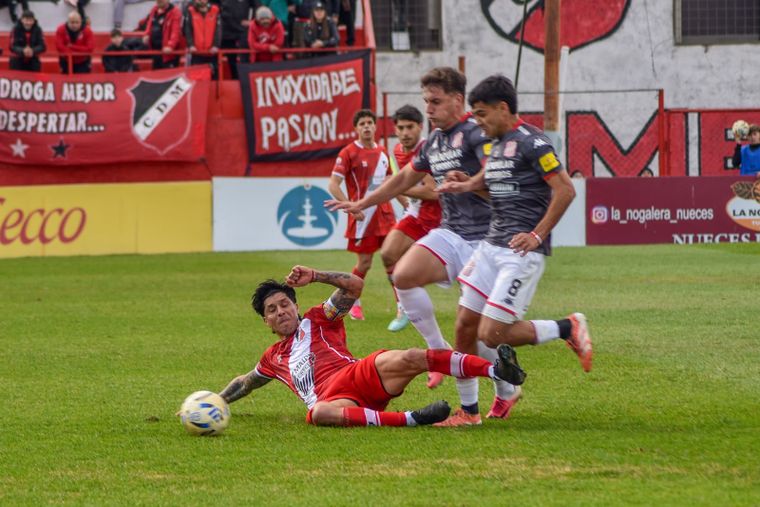 Enzo Pérez en modo B Nacional. Enzo Pérez en modo B Nacional.