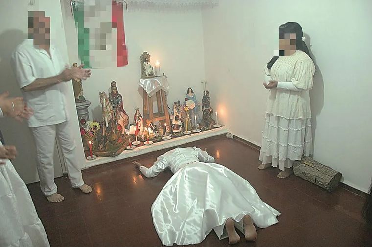 Tras orar, el sujeto le dijo que ella quería tener relaciones con él