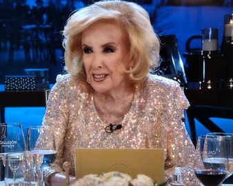Mirtha Legrand y un rendidor combo de invitados para este sábado. Foto: captura de video eltrece. Mirtha Legrand y un rendidor combo de invitados para este sábado. Foto: captura de video eltrece.