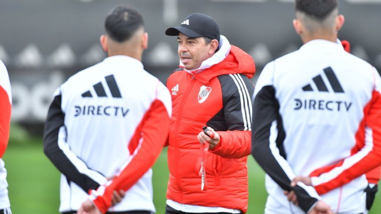 Gallardo piensa un once muy ofensivo. Foto: @RiverPlate