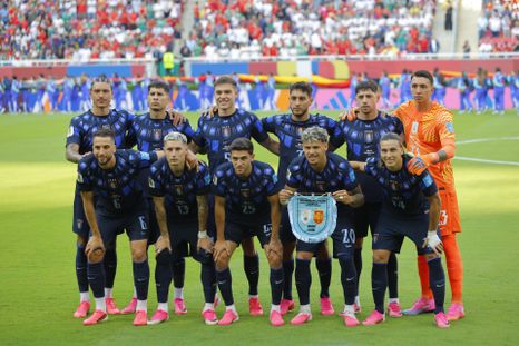 Uruguay enfrenta a España en el Estadio AKRON de Guadalajara, México. Uruguay enfrenta a España en el Estadio AKRON de Guadalajara, México.