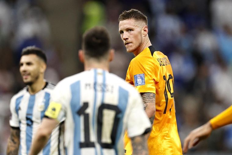 Weghorst, de pelearse con Messi al Manchester United. Foto: EFE