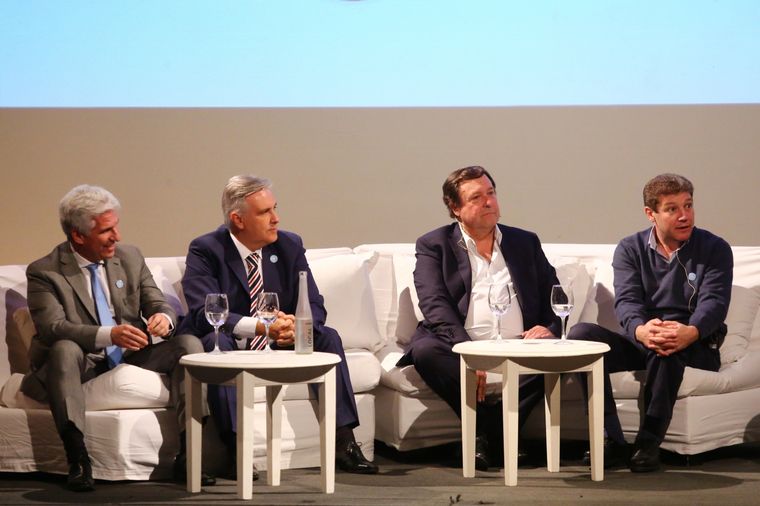 Panel de gobernadores en La Noche de La Educación Foto: Argentinos por la Educación