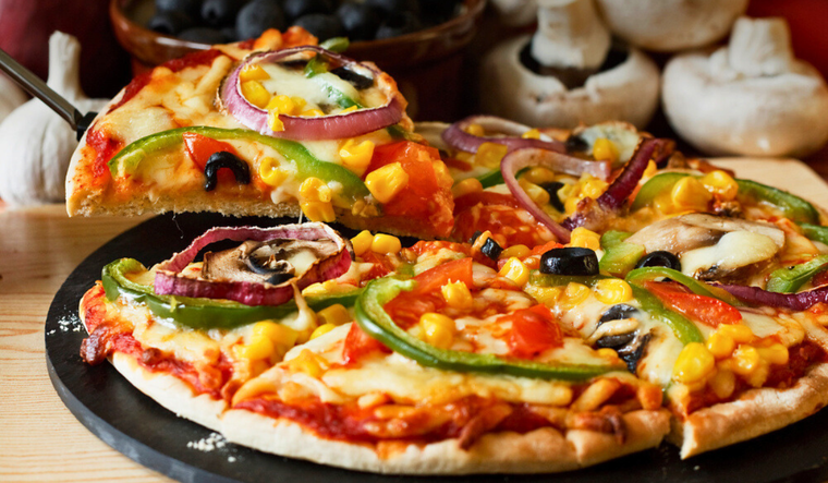 Esta receta fácil de pizza vegetariana es una opción deliciosa y nutritiva para tus comidas Foto: Shutterstock