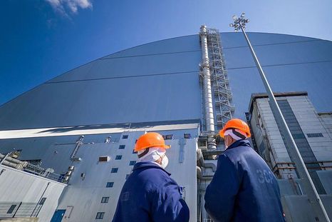 cuanto contiene la radiacion el escudo protector de la central de chernobil a 40 anos del accidente nuclear cuanto contiene la radiacion el escudo protector de la central de chernobil a 40 anos del accidente nuclear