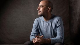 El escritor peruano Gustavo Rodríguez hace una reflexión sobre la familia en su último libro.