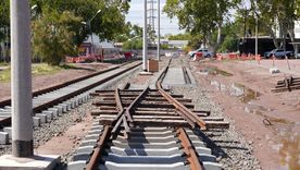 Obras del Metrotranvía y Tren de Cercanías en Mendoza.
