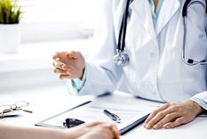 La Defensoría nacional inició una investigación de oficio por los inconvenientes en la importación de insumos médicos indispensables para la atención, tratamiento y diagnóstico de diversas patologías Foto: shutterstock.com