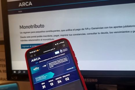 La fecha límite para pagar el monotributo de octubre en ARCA. Foto: Walter Moreno/Mdz con Moto G 24 La fecha límite para pagar el monotributo de octubre en ARCA. Foto: Walter Moreno/Mdz con Moto G 24
