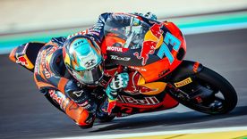 Valentín Perrone quedó segundo, ahí nomás del primer puesto, por lo que este domingo habrá chances de victoria. Valentín Perrone quedó segundo, ahí nomás del primer puesto, por lo que este domingo habrá chances de victoria.