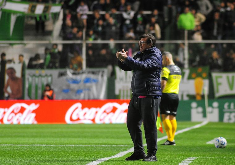 Alfredo Berti sumó a un delantero que viene de hacer 25 tantos. Foto: Fotobaires