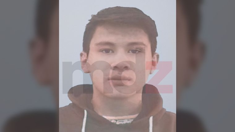 Tras el asesinato, Iván Gabriel Juárez Cruz huyó a bordo de la camioneta, pero fue localizado y detenido minutos después a pocos kilómetros del lugar. Tras el asesinato, Iván Gabriel Juárez Cruz huyó a bordo de la camioneta, pero fue localizado y detenido minutos después a pocos kilómetros del lugar.