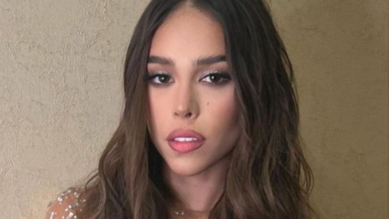 Foto: https://www.am.com.mx/espectaculos/2022/7/31/captan-danna-paola-muy-enfiestada-junto-un-hombre-mientras-su-novio-anda-en-los-angeles-616494.html