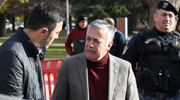 El candidato oficialista a la gobernación destacó el accionar de las fuerzas de seguridad en los incidentes que se produjeron desde el fin de semana en la provincia. Foto: ALF PONCE MERCADO / MDZ