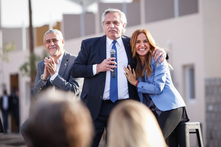 Victoria Tolosa Paz, Alberto Fernández, Jorge Ferraresi Foto: Twitter @vtolosapaz