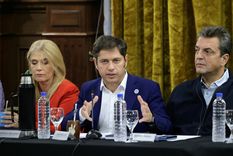 Axel Kicillof analiza la idea. Foto: Prensa Axel Kicillof
