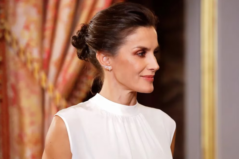 Letizia Ortiz es una de las royals más elogiadas por su impactante estilo y sencillez. Foto: EFE