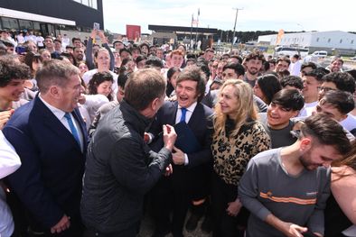 MDZol | Javier y Karina Milei junto a Diego Santilli en Mar del Plata