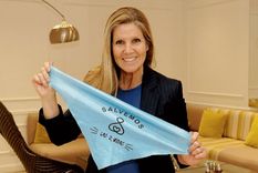 Cynthia Hotton generó burlas por una insólita respuesta.