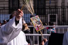 Además de la clásica aglomeración de personas en Liniers, tanto la CGT como organizaciones sociales convocaron a una marcha para este miércoles por la tarde. Foto: Analía Melnik/MDZ