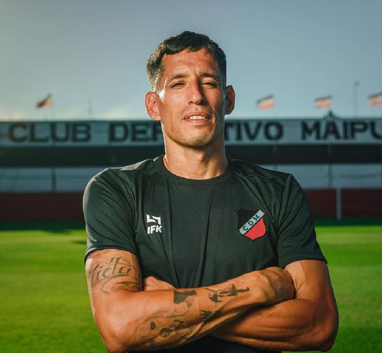 Fernando Cuqui Márquez, delantero del Deportivo Maipú Foto: Instagram @fernandocuquimarquez