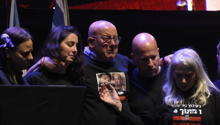 Entre lagrimas y angustia, el testimonio de familiares Foto: Juan Mateo Aberastain Zubimendi / MDZ.