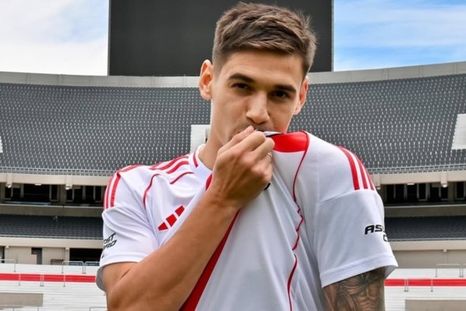 Lucas Martínez Quarta dejó una particular historia que refleja su presente en River. Lucas Martínez Quarta dejó una particular historia que refleja su presente en River.