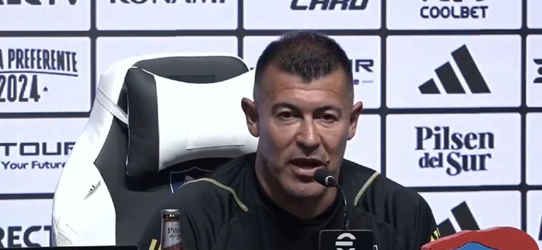 El DT habló en conferencia de prensa sobre el duelo copero.