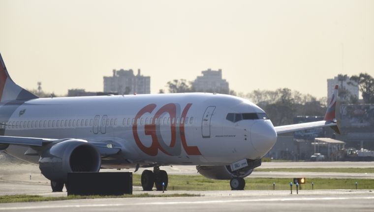 Gol sería una de las compañías interesadas en operar cabotaje en el país. Foto: Juan Mateo Aberastain Zubimendi / MDZ.