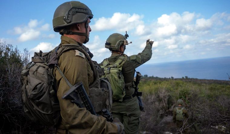 Las fuerzas de Israel continúan sus ataques en el Líbano. Foto Efe