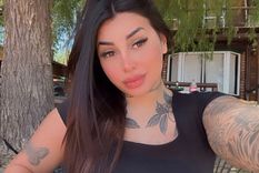 La influencer posó frente al espejo para mostrar la evolución de su silueta.