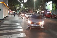 largas filas en estaciones de servicio de mendoza antes del aumento de la nafta