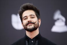 Foto: https://www.infobae.com/america/colombia/2021/03/17/el-cantante-colombiano-camilo-celebro-sus-27-anos-cantando-en-el-reconocido-programa-de-jimmy-fallon/