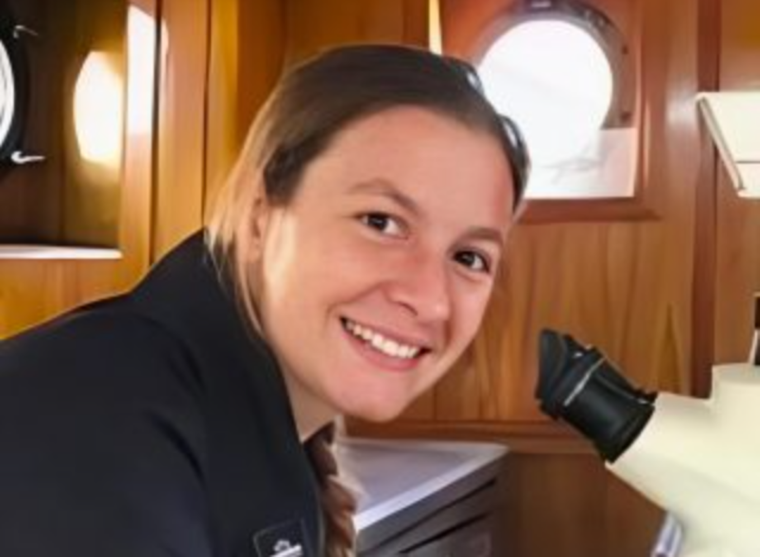 Nadia Cerina, la bióloga que relata la expedición del Conicet