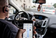 El conductor y las pasajeras fueron asaltados por ladrones armados