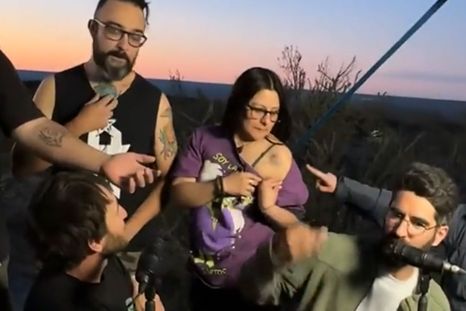 Los paleontólogos del Conicet mostraron sus tatuajes.