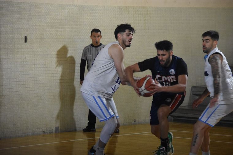 Se disputó la segunda fecha del Clausura de básquet masculino. Foto: FBM