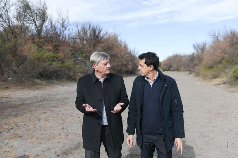 Sergio Ziliotto, gobernador de La Pampa, junto a Wado de Pedro Foto: Prensa Ministerio del Interior