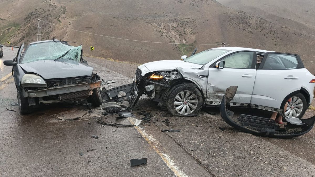 Trágico accidente en la Ruta 7 en Argentina deja un muerto y una mujer grave