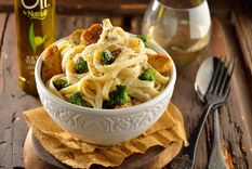 Si quieres experimentar, puedes probar con diferentes tipos de quesos y verduras. Foto: Archivo