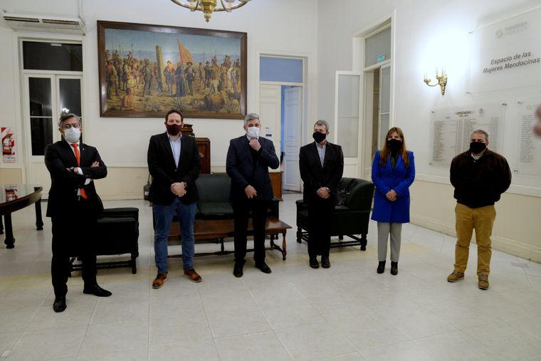 Legisladores opositores denuncian Irregularidades en Irrigación. Foto: Fuente Partido Justicialista