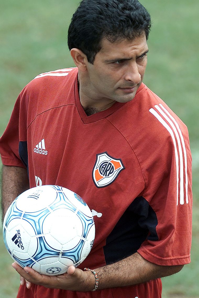 Leonardo Astrada fue contundente al analizar el presente de River y la carrera por la Libertadores. Leonardo Astrada fue contundente al analizar el presente de River y la carrera por la Libertadores.