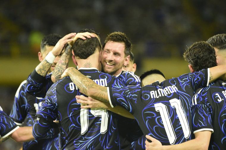 Lionel Messi tuvo un gran gesto con Otamendi.