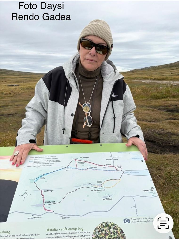 Mapa de todo el recorrido de los campos de batalla en las Islas Malvinas. Mapa de todo el recorrido de los campos de batalla en las Islas Malvinas.