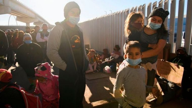 Joe Biden prometió acabar con la crueldad de las políticas de inmigración de la era Trump. Foto: GETTY IMAGEs