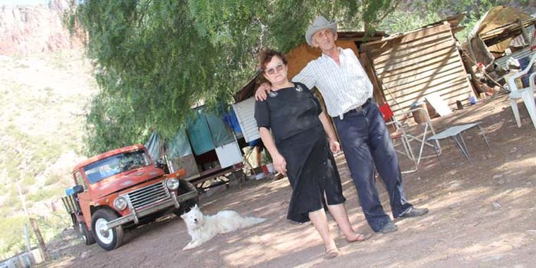 Gladys y Juan Mesas Foto: Maggie Ojcius/ Mediamza.com
